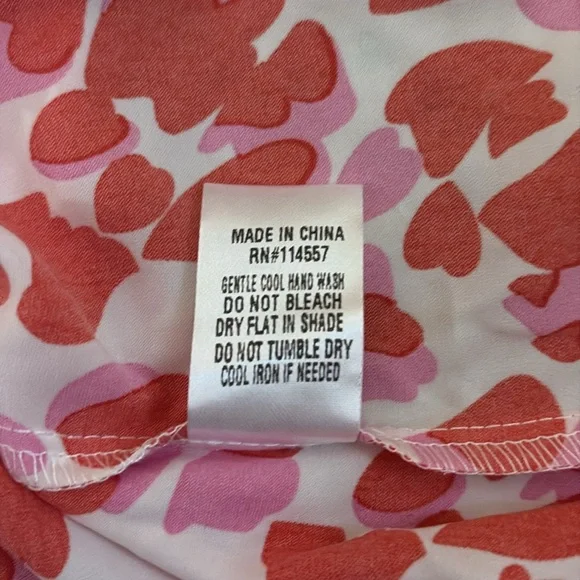 THML Heart Print Flutter Sleeve Top SZ XS NWOT - Picture 6 of 6